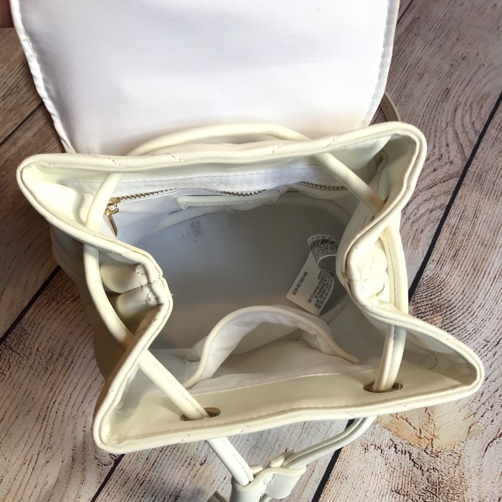 White Mini backpack - Picture 7 of 9